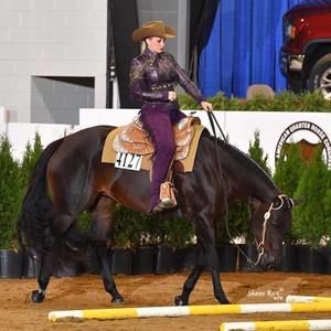 Meet your Posher, Kelley